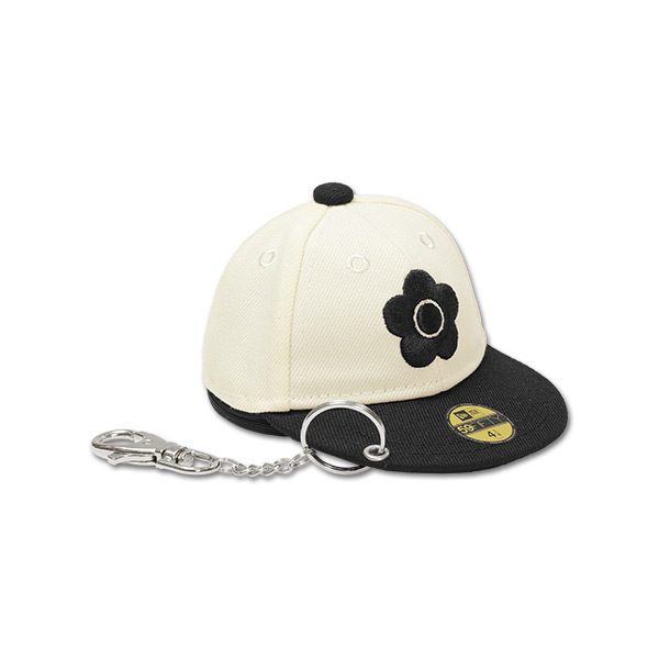 NEW ERA×MARY QUANT BIGデイジー ダイカットポーチ（ブラック×ホワイト）
