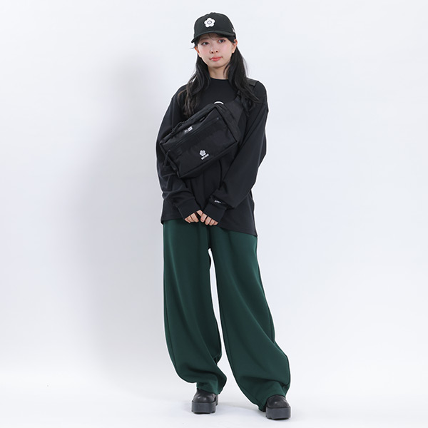 NEW ERA×MARY QUANT BIGデイジー キャップ（ブラック）