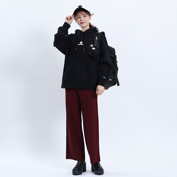 NEW ERA×MARY QUANT BIGデイジー キャップ（ブラック×ホワイト）