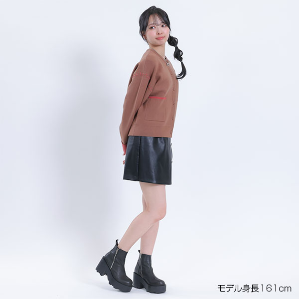 フェイクレザースカート パンツ（ブラック）