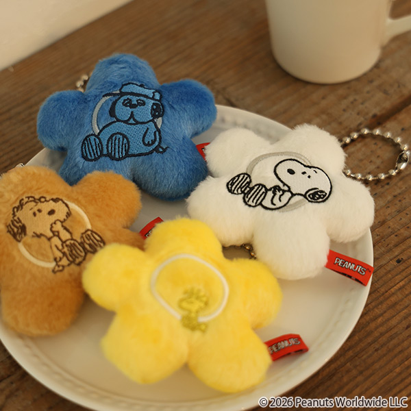 MARY QUANT×PEANUTS デイジーマスコット キーホルダー（ホワイト）