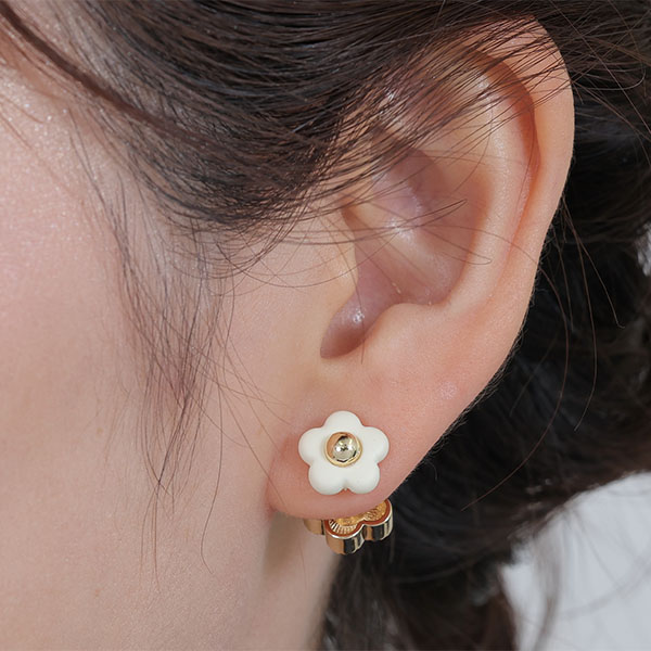 シリコンデイジーデュオ ピアス（ゴールド）