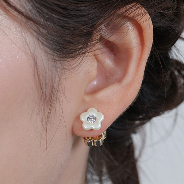 パールデイジーデュオ ピアス（ゴールド）