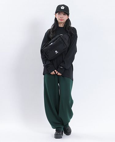 スクエア ボディバッグ